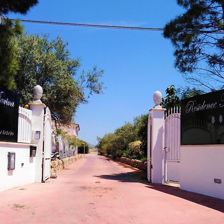 Hotel Residence Noto Marina Relais Калабернардо Екстериор снимка
