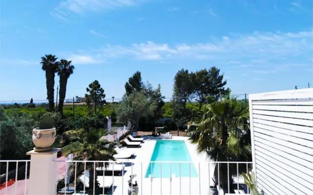 Hotel Residence Noto Marina Relais Калабернардо Екстериор снимка